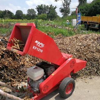 上海樹枝粉碎機(jī)，卡夫樹木粉碎機(jī)樹葉秸稈粉碎設(shè)備